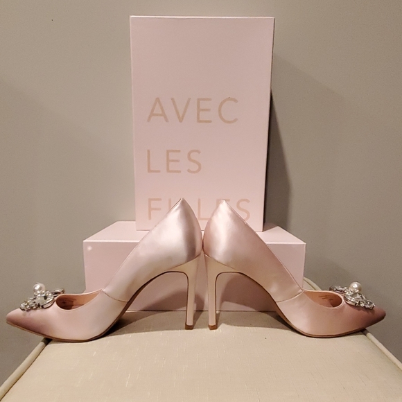 Brand New With Box - Picture 2 of 6